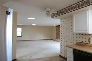 199 Finsbury Ln, Troy, OH 45373 - Photo 8