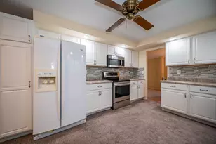 3136 Suburban Dr, Beavercreek, OH 45432 - Photo 14