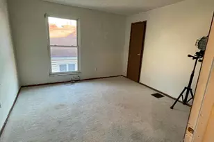 137 N Stanley St, Bellefontaine, OH 43311 - Photo 26