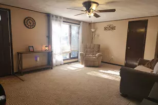 924 Poppy Dr, Wapakoneta, OH 45895 - Photo 8