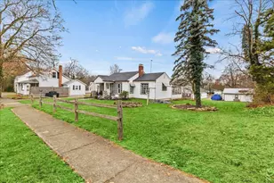 552 E Chillicothe Ave, Bellefontaine, OH 43311 - Photo 36