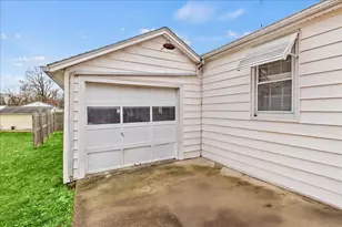 552 E Chillicothe Ave, Bellefontaine, OH 43311 - Photo 34