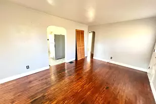 3145 Troy Rd, Springfield, OH 45504 - Photo 2