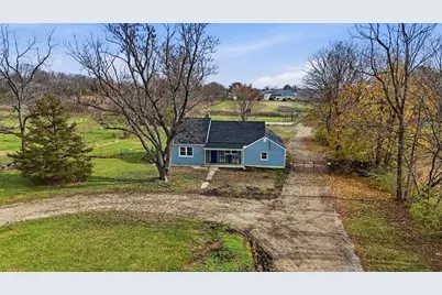 9185 S Mann Road, Tipp City, OH 45371 - Photo 2