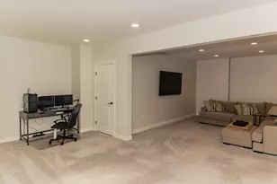 1018 Hunter's Ridge Dr, Tipp City, OH 45371 - Photo 46