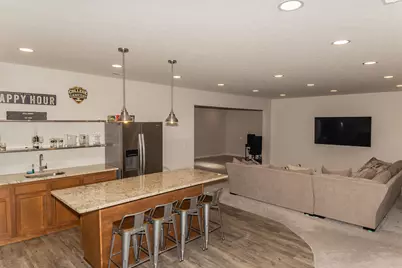 1018 Hunters Ridge Drive, Tipp City, OH 45371 - Photo 38