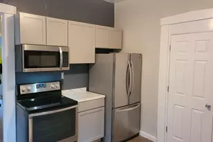 62 Pioneer St, Dayton, OH 45405 - Photo 6