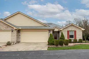 2014 Waterfall Ln, Vandalia, OH 45377 - Photo 6