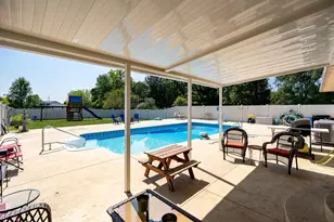 11501 Zeller Dr, New Carlisle, OH 45344 - Photo 4