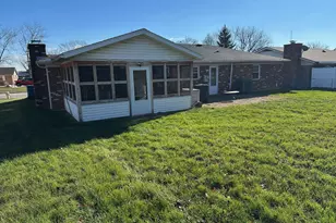 603 Bellaire Dr, Tipp City, OH 45371 - Photo 2