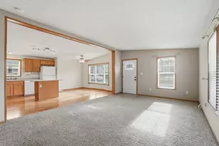 1810 Summit St, Springfield, OH 45503 - Photo 4