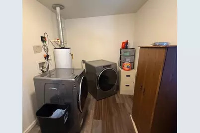 1015 E Columbia Street, Saint Marys, OH 45885 - Photo 6