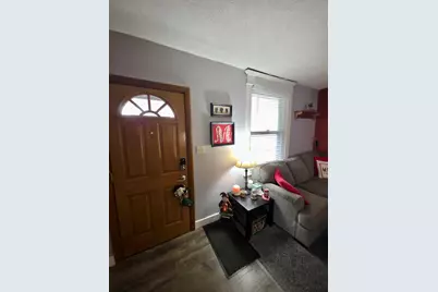 140 W Mound Street, South Charleston, OH 45368 - Photo 2