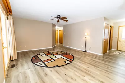 512 Buckeye Drive, Eaton, OH 45320 - Photo 2