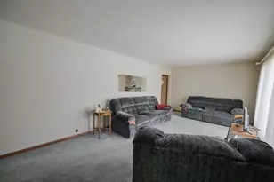 1886 Winding Trail, Springfield, OH 45503 - Photo 6