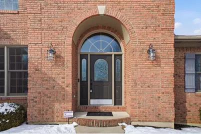 82 N Countryside Drive, Troy, OH 45373 - Photo 4