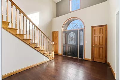 82 N Countryside Drive, Troy, OH 45373 - Photo 6