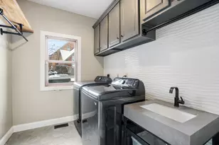 82 N Countryside Dr, Troy, OH 45373 - Photo 40