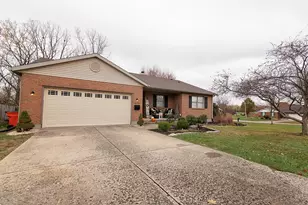 4423 Tacoma St, Springfield, OH 45503 - Photo 2