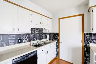 1149 Foxboro Rd, Springfield, OH 45503 - Photo 12