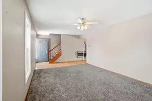 18544 Santa Fe Line Rd, Waynesfield, OH 45896 - Photo 10