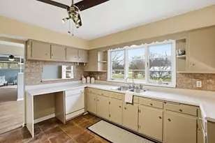 419 Candace Dr, Springfield, OH 45504 - Photo 12