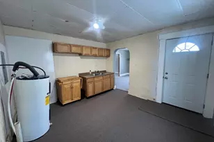 407 E Pike St, Jackson Center, OH 45334 - Photo 6