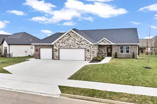 1050 Rosenthal Dr, Troy, OH 45373 - Photo 2