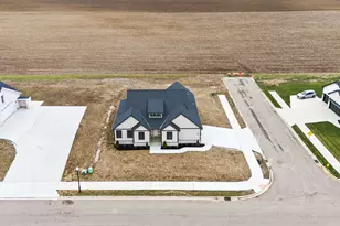 995 Rosenthal Dr, Tipp City, OH 45371 - Photo 8