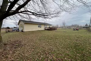 4863 Vermont Ave, Sidney, OH 45365 - Photo 4