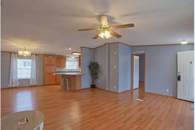 427 Alisha Lane, Fairborn, OH 45324 - Photo 4