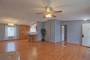 427 Alisha Ln, Fairborn, OH 45324 - Photo 4