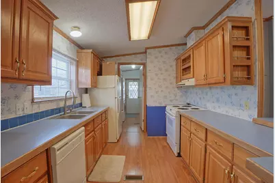 427 Alisha Lane, Fairborn, OH 45324 - Photo 8