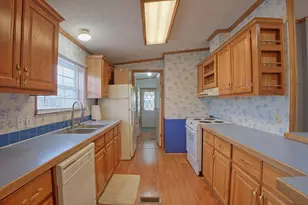 427 Alisha Ln, Fairborn, OH 45324 - Photo 8