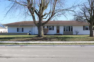 401 Gwendolyn St, Fort Recovery, OH 45846 - Photo 4