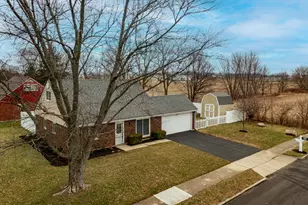 401 Kings Chapel Dr, Troy, OH 45373 - Photo 36