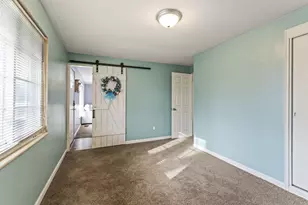 861 S Gardner Rd, Dayton, OH 45429 - Photo 22