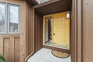 45 Colony Park Dr, Troy, OH 45373 - Photo 8