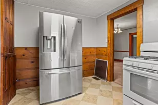 302 Pennsylvania Ave, Troy, OH 45373 - Photo 16