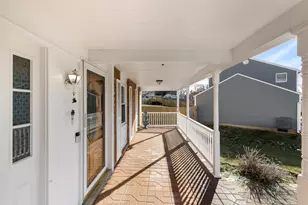 4418 Woodpoint Ct, Dayton, OH 45424 - Photo 8