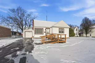 604 N Market St, Troy, OH 45373 - Photo 4