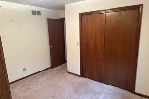 1883 Shawnee Dr, Sidney, OH 45365 - Photo 8