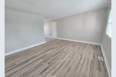 1772 Maumee Drive, Xenia, OH 45385 - Photo 4