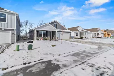 1017 Sherwood, Bellefontaine, OH 43311 - Photo 2