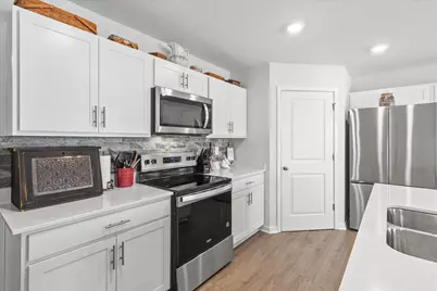 1017 Sherwood, Bellefontaine, OH 43311 - Photo 14