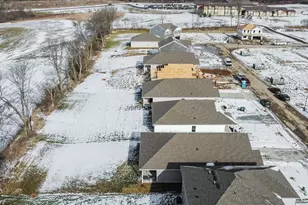 1017 Sherwood, Bellefontaine, OH 43311 - Photo 48