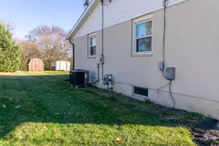 4444 Willow Dale Rd, Springfield, OH 45502 - Photo 12