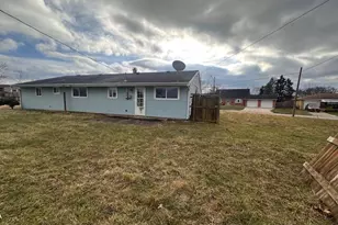 1001 Langdale Ave, New Carlisle, OH 45344 - Photo 2