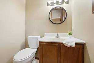 2951 Archer Ln, Springfield, OH 45503 - Photo 16