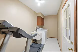 2951 Archer Ln, Springfield, OH 45503 - Photo 20